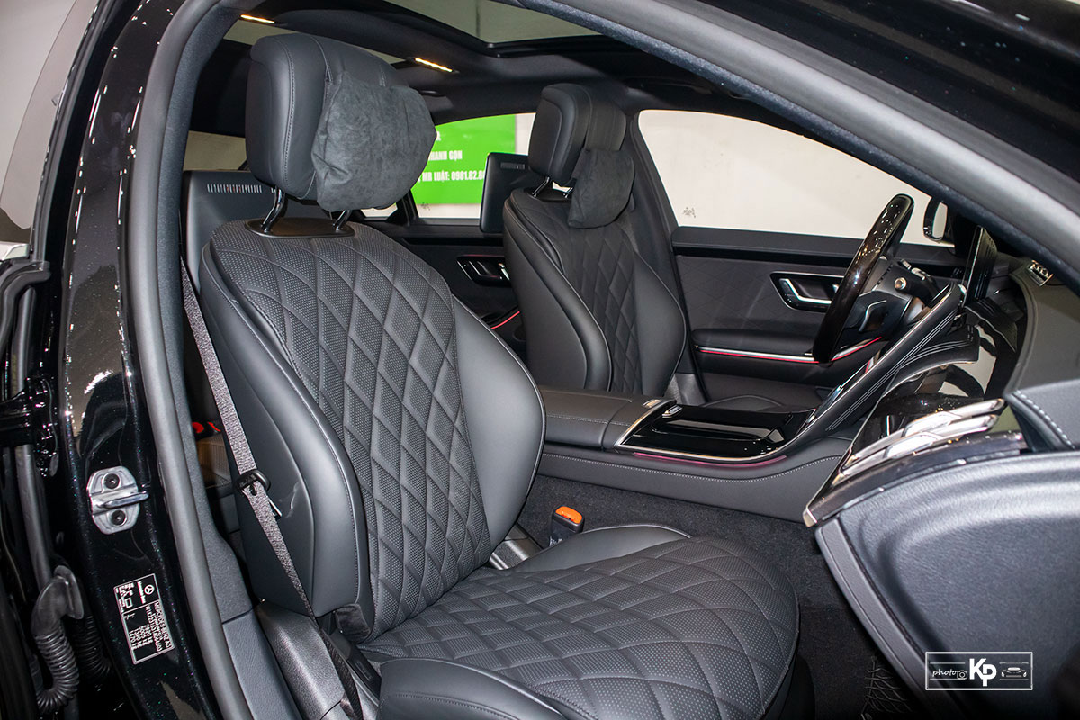 Mục sở thị Mercedes-Benz S 500 4Matic 2022 nhập tư tại Việt Nam a17