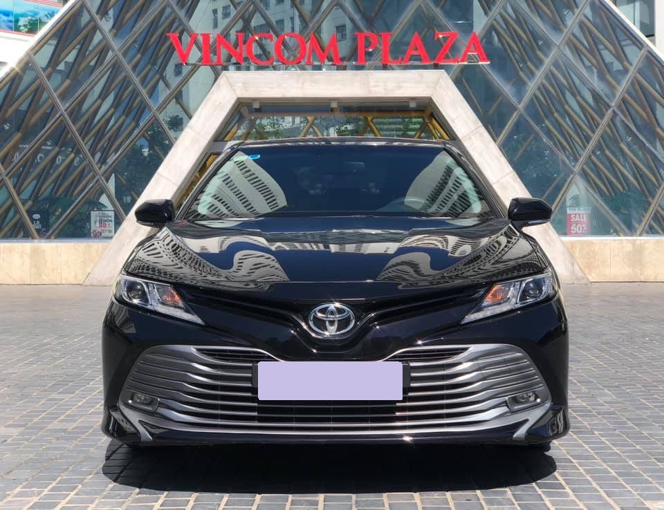 Toyota Camry 11/2020 bản 2.0G, số tự động, nhập Thái Lan, màu đen