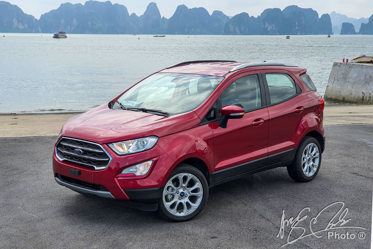 Ford triển khai ưu đãi 50 triệu đồng dành cho cả 3 phiên bản.