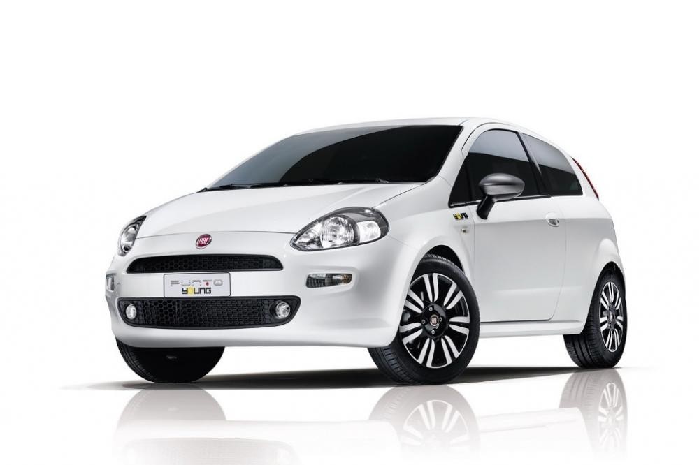 Fiat Punto là mẫu xe có giá rẻ nhất trong danh mục sản phẩm của hãng xe hơi nước Ý. 1