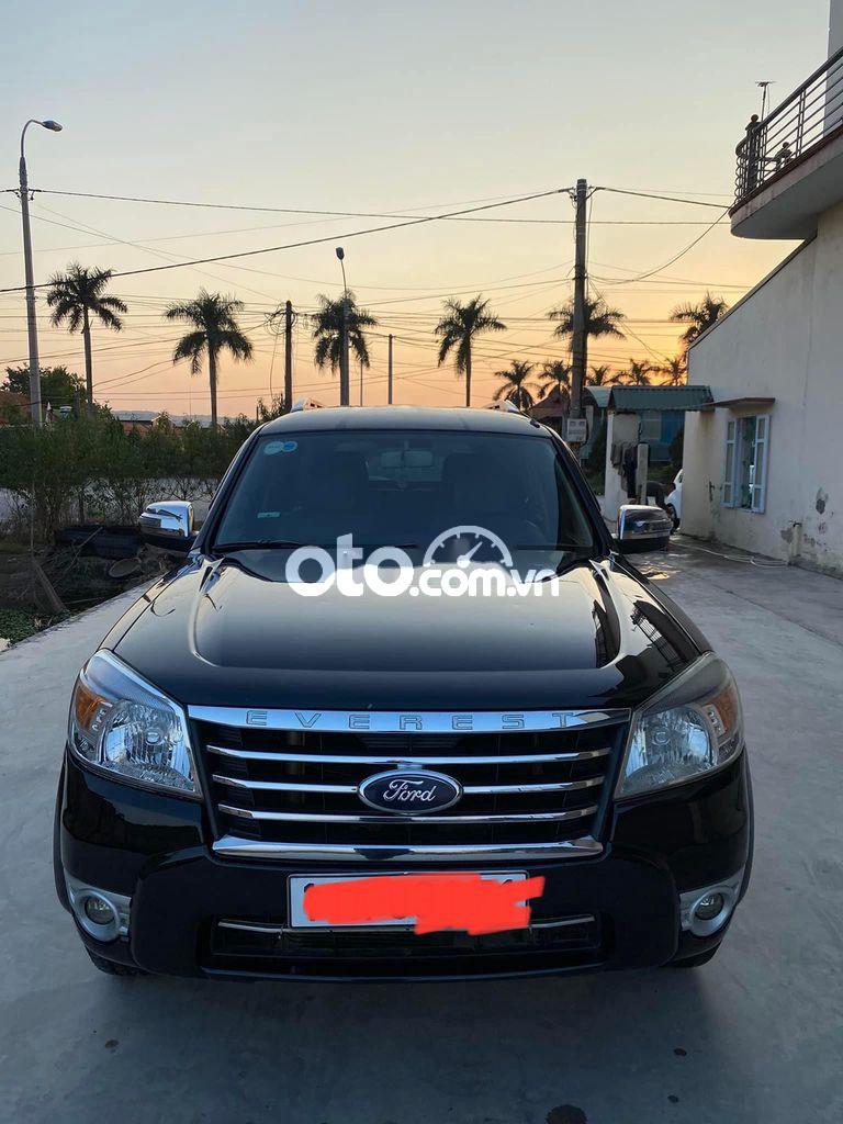 Bán xe Ford Everest Ambiente 2.0MT năm 2012
