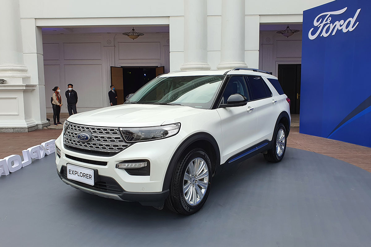 Giá bán xe Ford Explorer 2022 tăng so với thế hệ cũ.