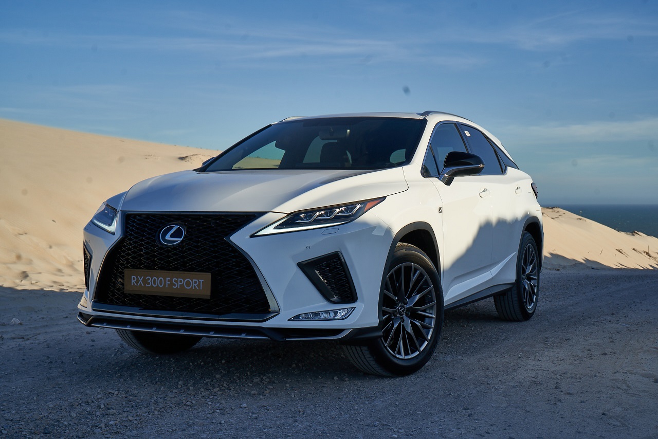 Lexus ra mắt dải sản phẩm F Sport cá tính, đậm chất thể thao dành cho giới trẻ