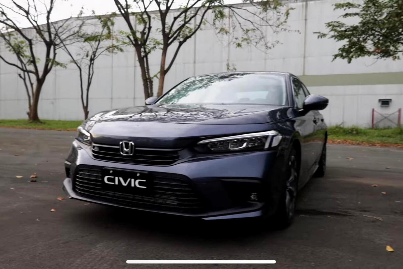 Đại lý bắt đầu nhận cọc, Honda Civic 2022 lộ diện trước ngày ra mắt 1