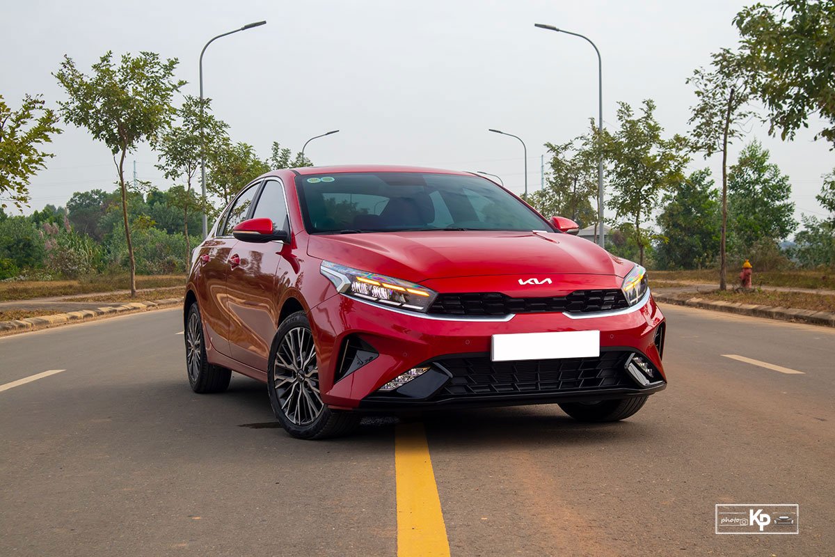 KIA K3 tăng giá 1
