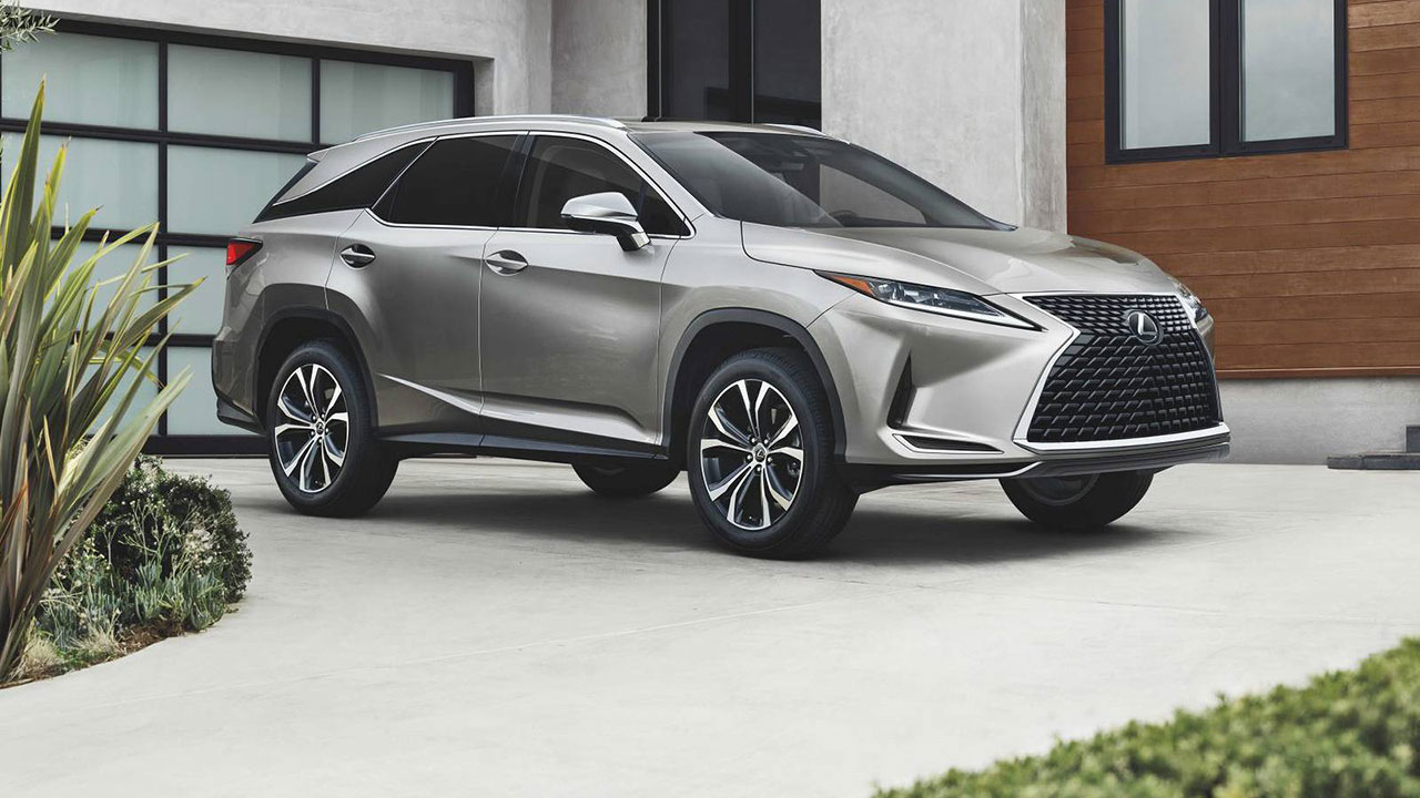 Lexus RX.