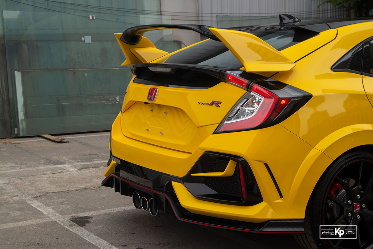 Bóc tem Honda Civic Type R độc nhất Việt Nam Hơn 3 tỷ đồng, hộp số sàn vẫn hấp dẫn dân chơi a10