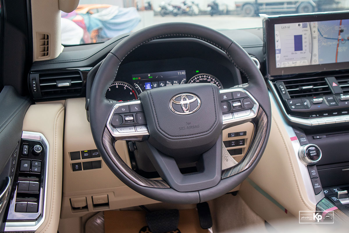 Toyota Land Cruiser 2022 16