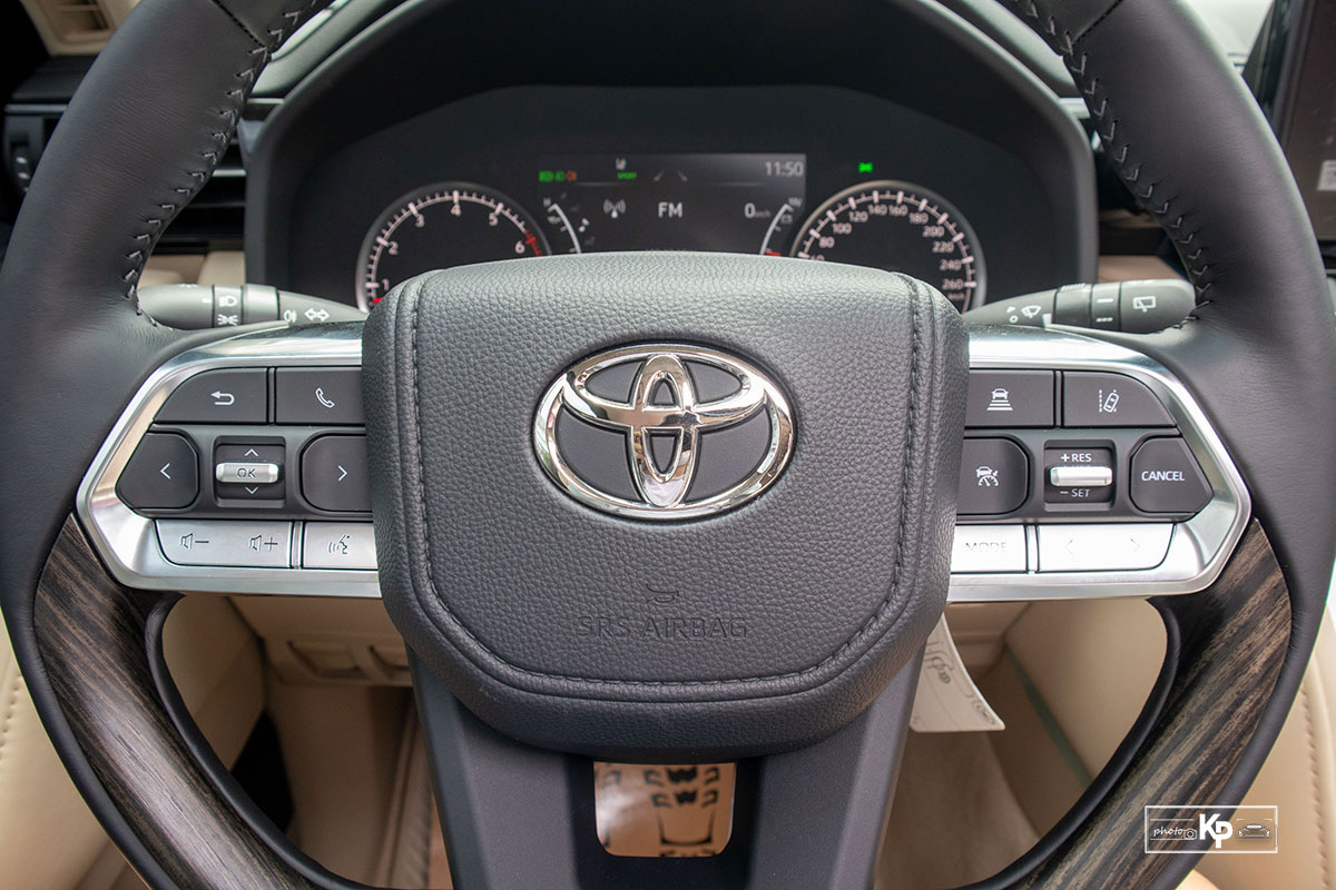 Toyota Land Cruiser 2022 28