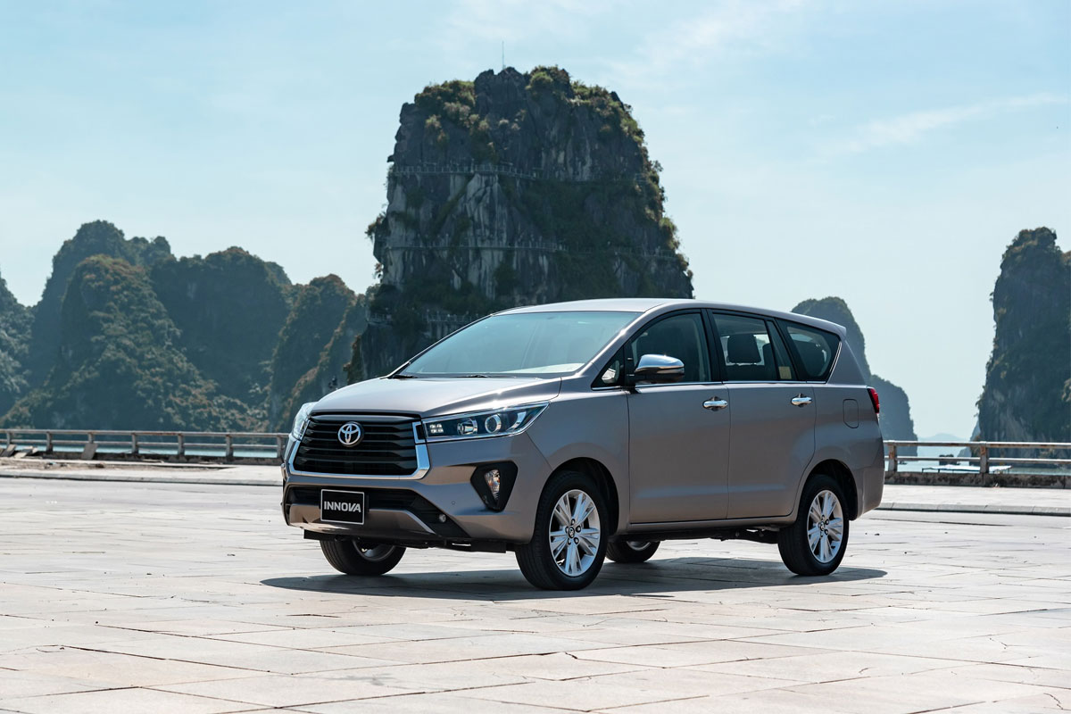 Khách mua Toyota Innova được ưu đãi 15 triệu đồng.