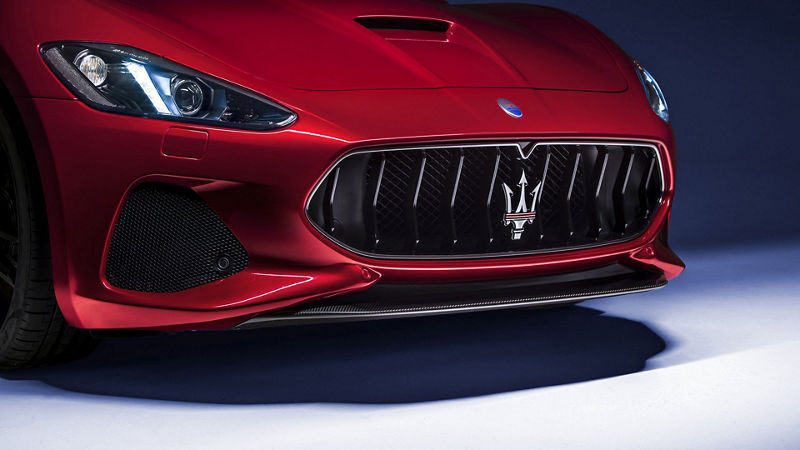 đèn xe Maserati GranTurismo1.