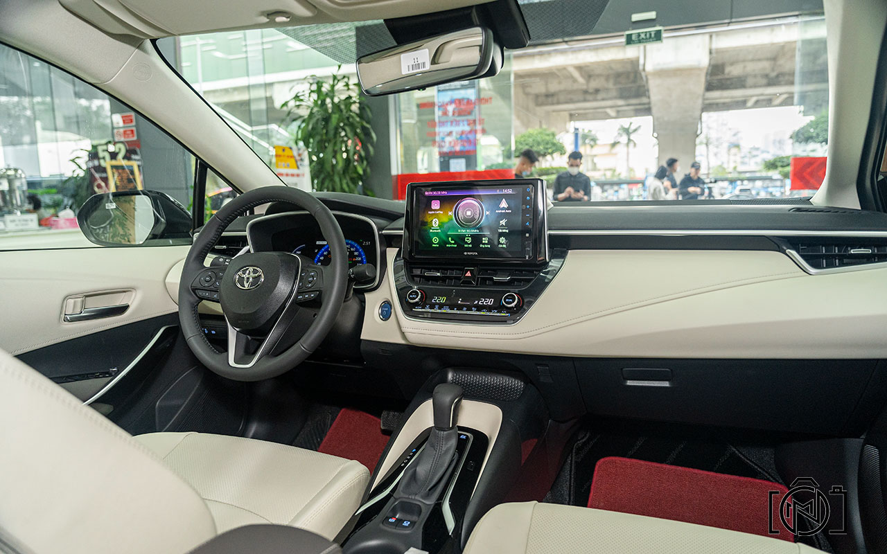 Nội thất Toyota Corolla Altis 2022.