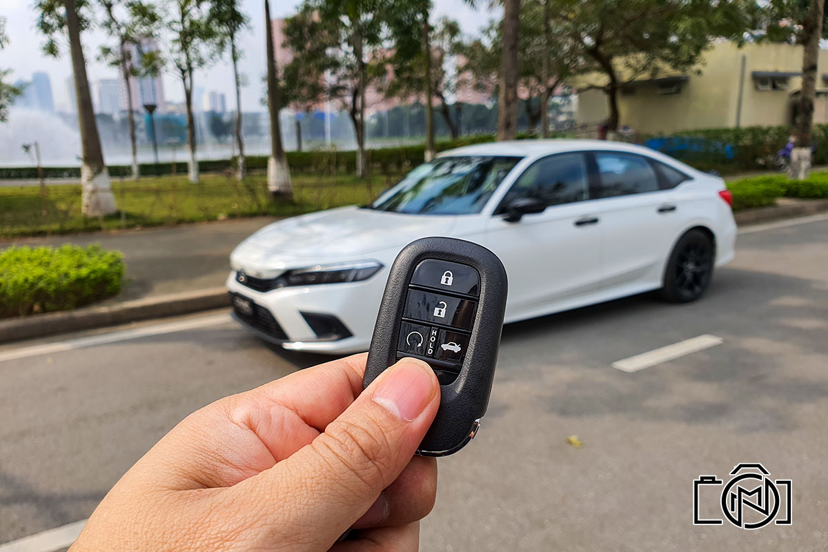 Tính năng đề nổ từ xa trên Honda Civic hoàn toàn mới.