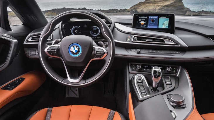 Những lý do nên mua BMW i8 2019 cũ 1