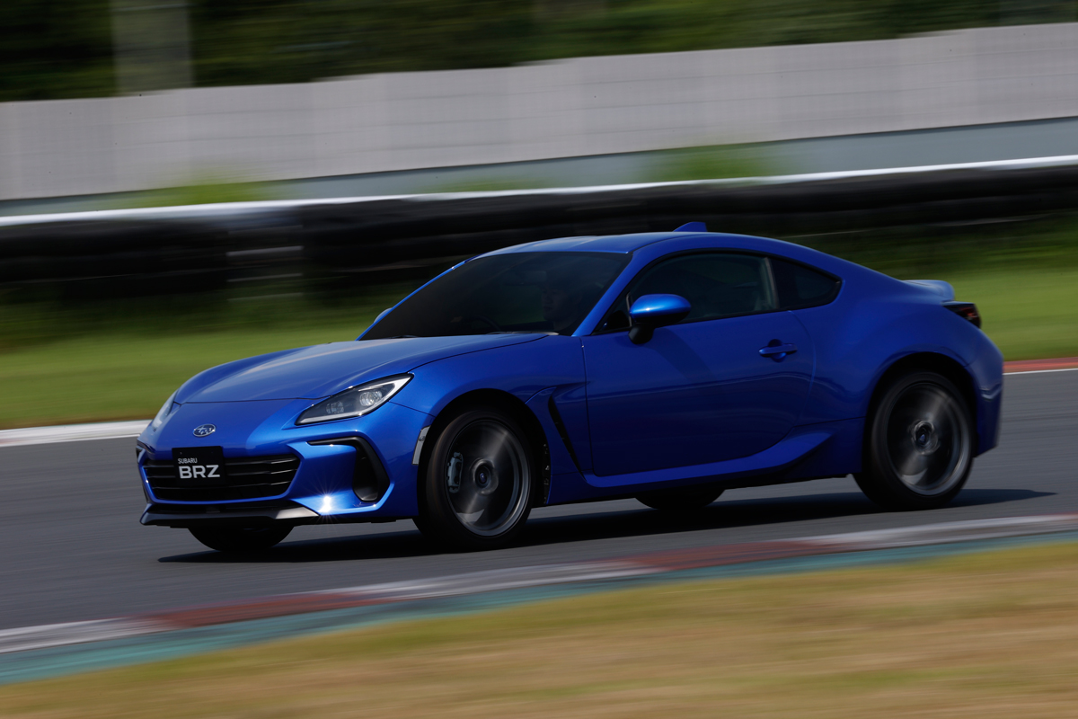 Subaru BRZ  mang tới khả năng vận hành ấn tượng.