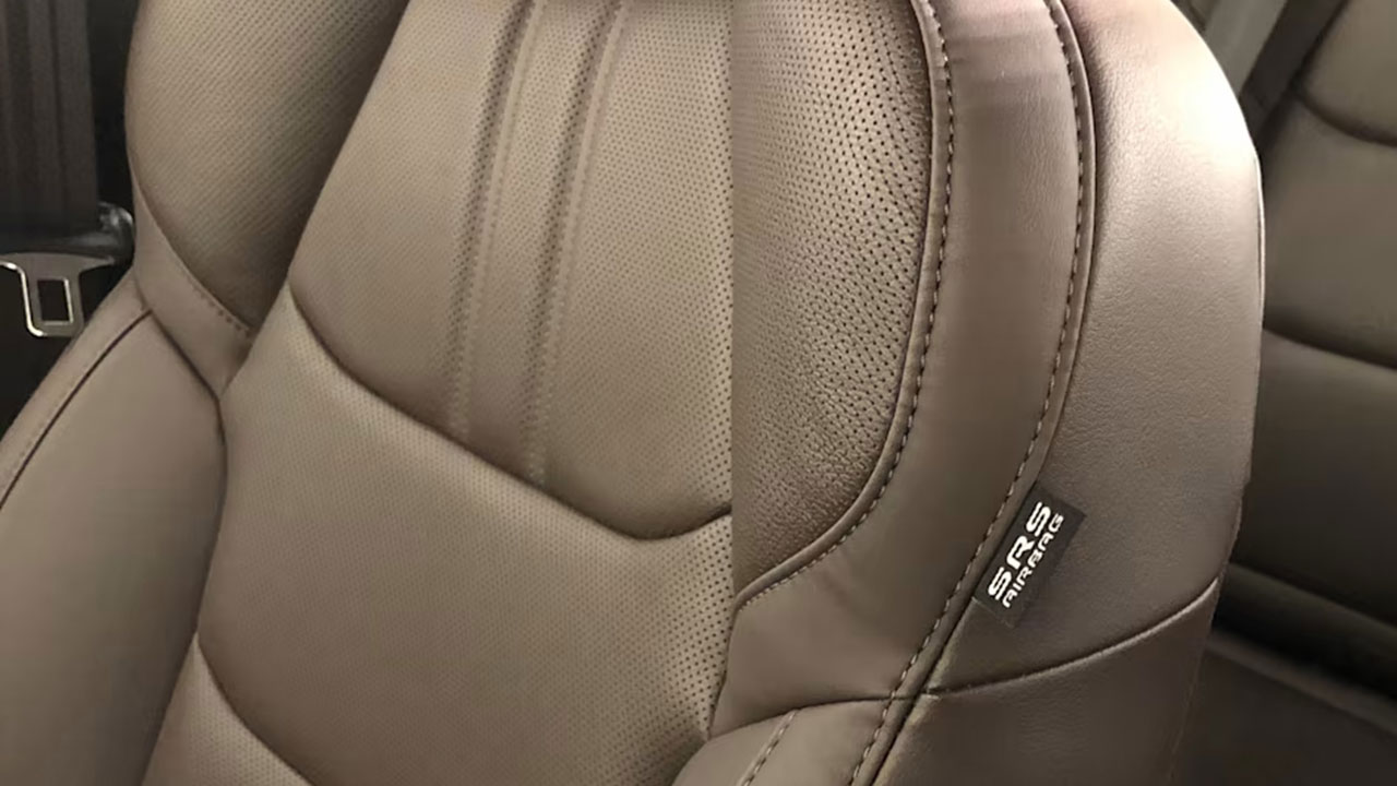 Túi khí giữa hàng ghế trước của Ford Ranger thế hệ mới.