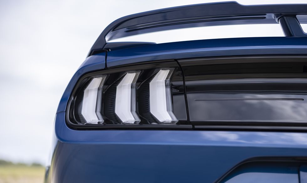 đèn hậu xe Ford Mustang 2022.