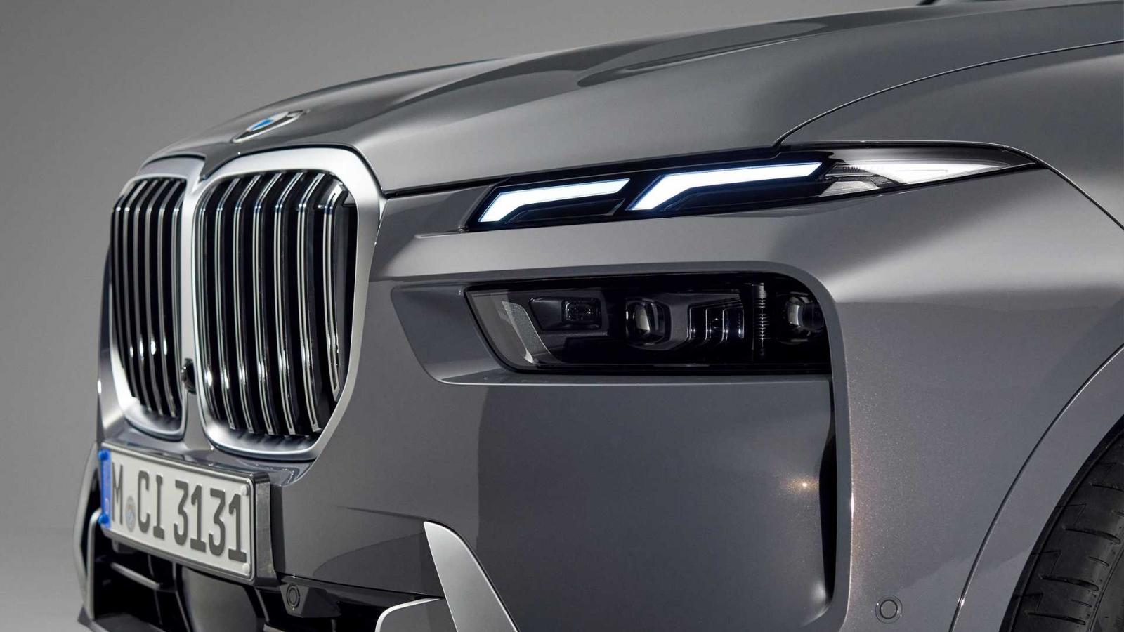 BMW X7 2023 cập nhật diện mạo và công nghệ iDrive 8 mới mẻ