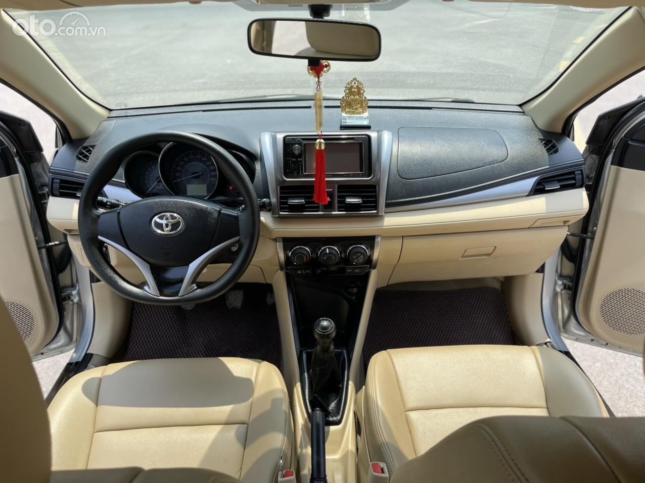 Nội thất Toyota Vios 2016.