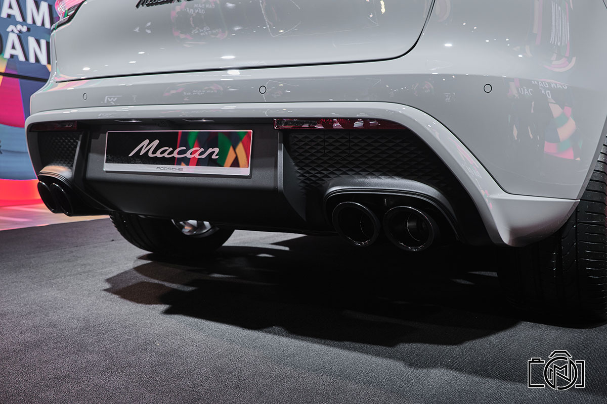 Cản sau của Porsche Macan 2022 được thiết kế khí động học.