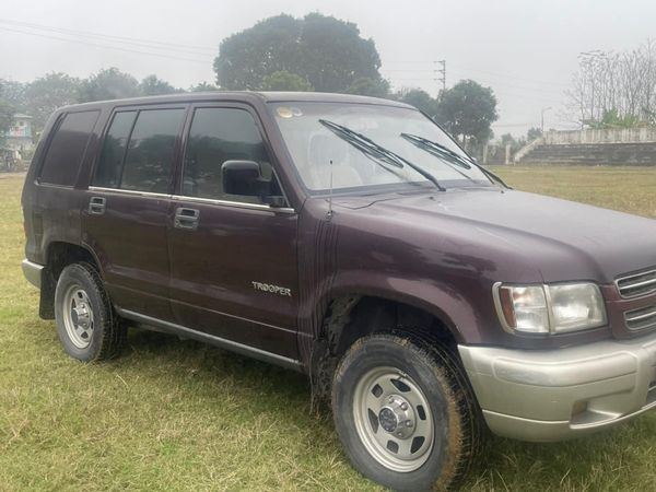 Isuzu Trooper LS 32 i V6 24V 190 Hp 1992 1993 1994 1995 1996  1997 1998 1999  thông số kỹ thuật đánh giá và giá lăn bánh mới nhất   XEZii