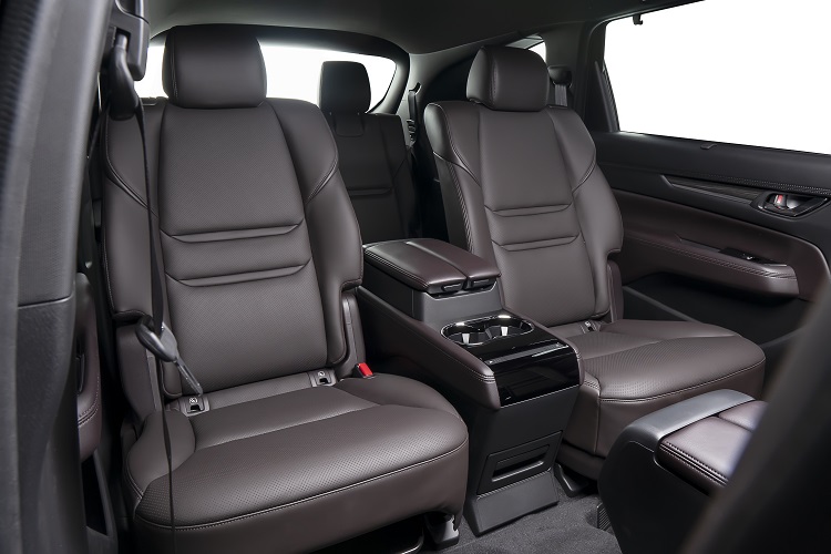 hàng ghế thương gia trên New Mazda CX-8.