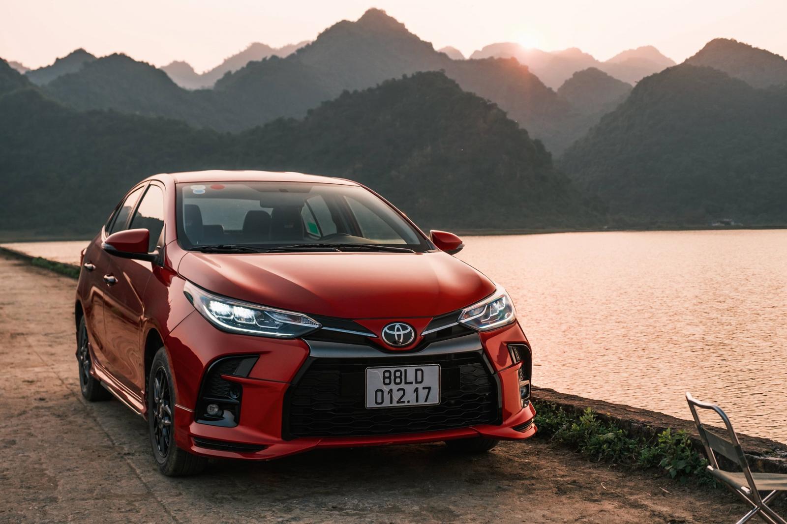 Toyota dẫn đầu thị trường với doanh số đạt gần 9.000 xe 1