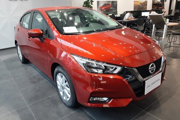 Nissan Almera xuất hiện tại thị trường Việt với một ngoại hình hiện đại, đậm chất thể thao. 1