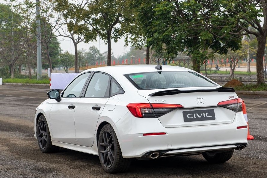 Thiết kế nội thất xe Honda Civic RS 1