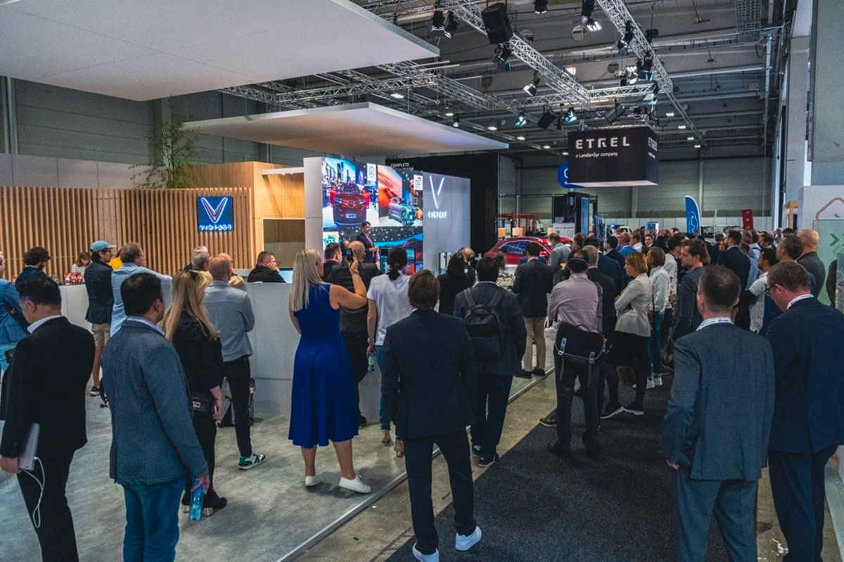 ian hàng VinFast trong khuôn khổ sự kiện EVS35 