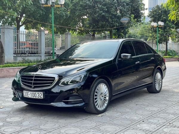 Mercedes-Benz E 400 2014 – 2015 Mercedes-Benz E 400 2014 – 2015.