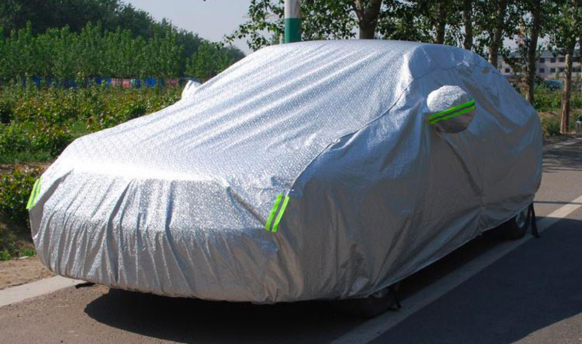 Bạt phủ là giải pháp tối ưu khi phải đậu xe dưới trời nắng