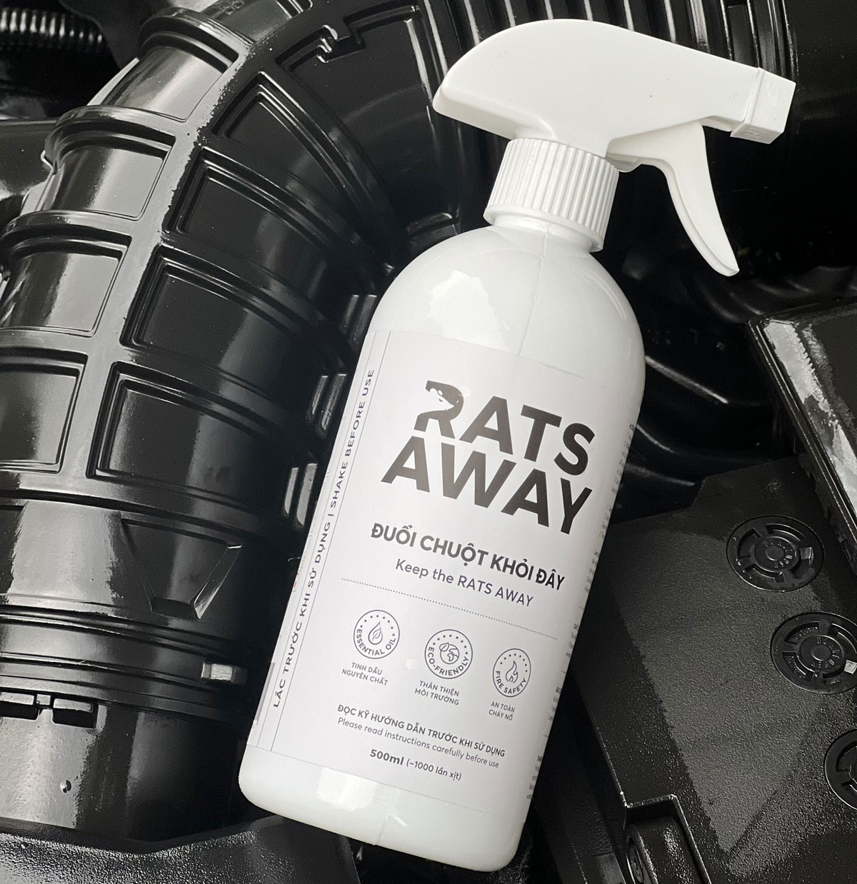 Chai xịt đuổi chuột RATS AWAY.