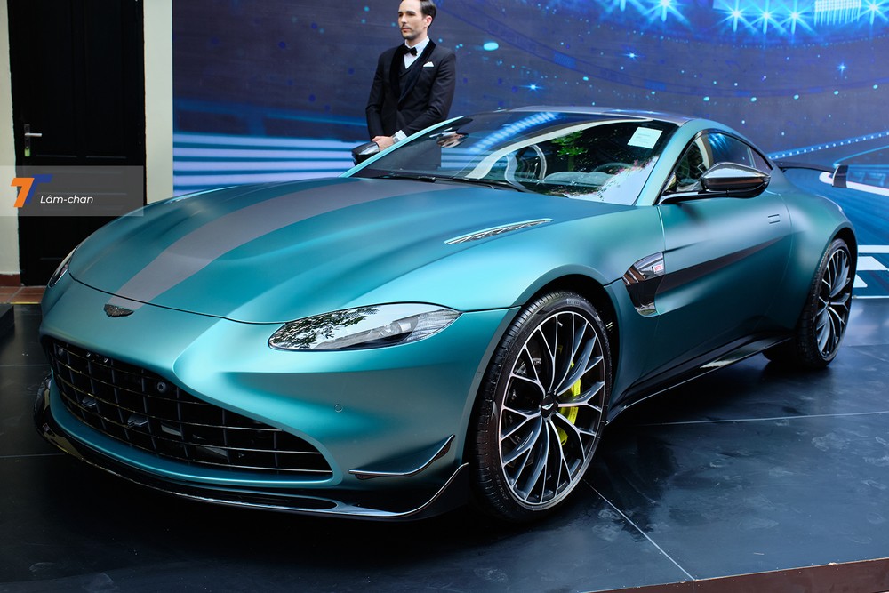 Aston Martin Vantage F1 Edition.