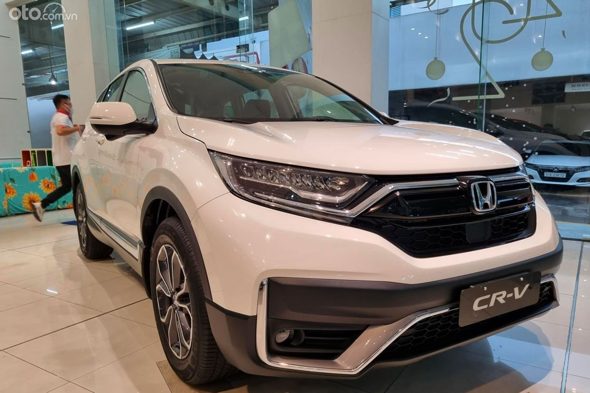 Cuối tháng 6, đại lý bất ngờ ưu đãi mạnh tay cho Honda CR-V