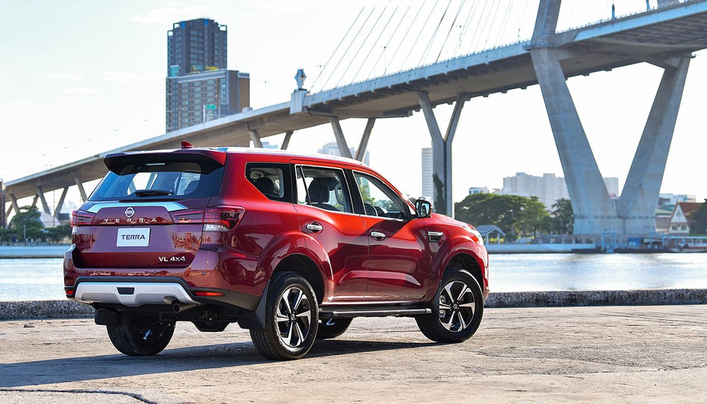 Nissan Terra 2022.