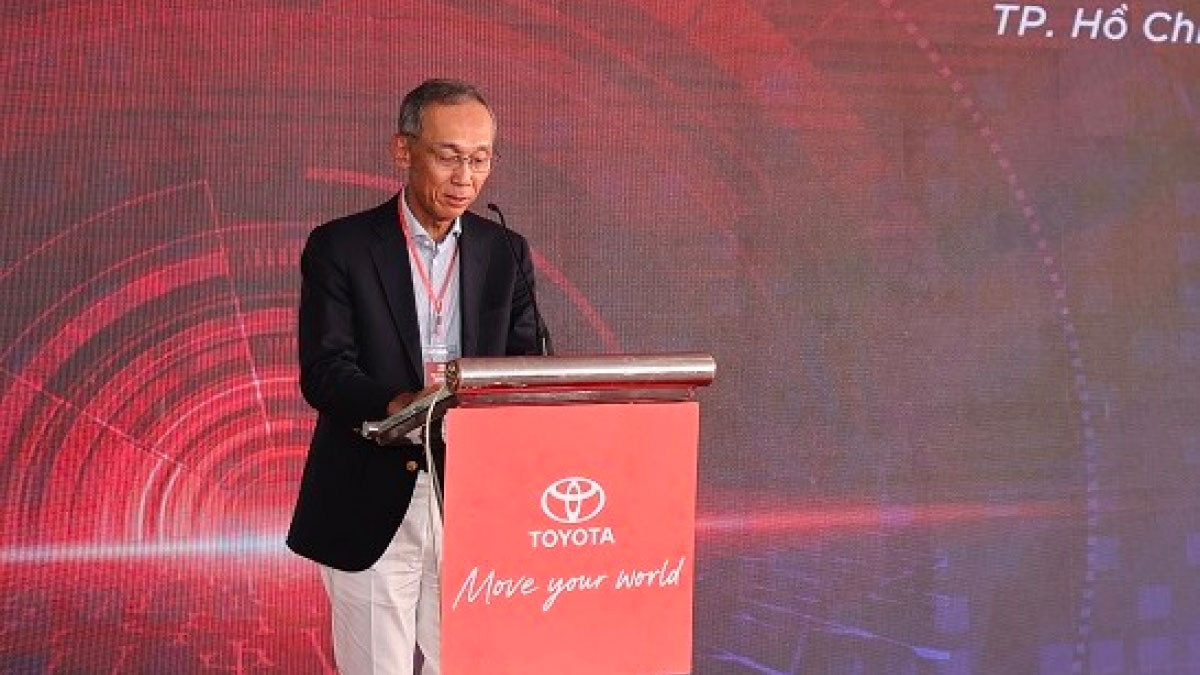 Ông Hiroyuki Ueda - Tổng Giám đốc Toyota Việt Nam phát biểu tại Hội thi.