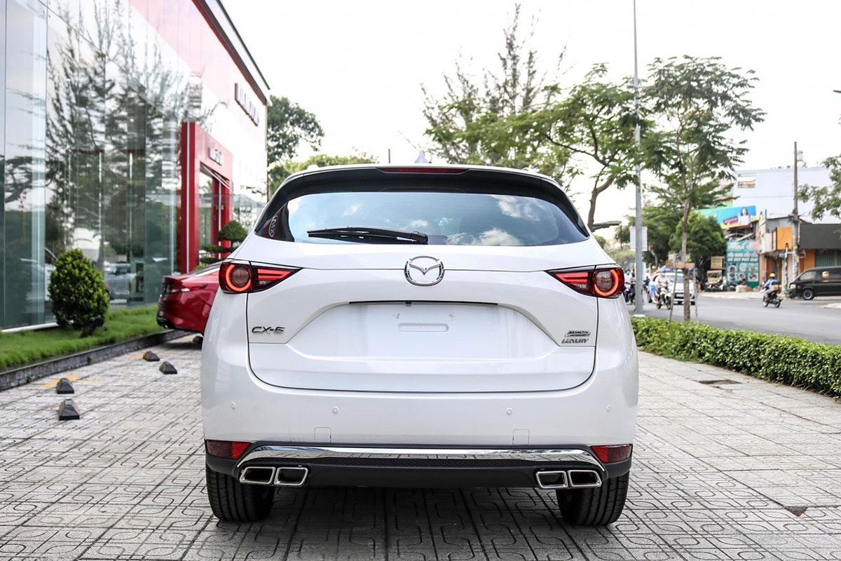 So sánh về trang bị an toàn: HR-V RS "vượt mặt" CX-5 2.0L Luxury1.