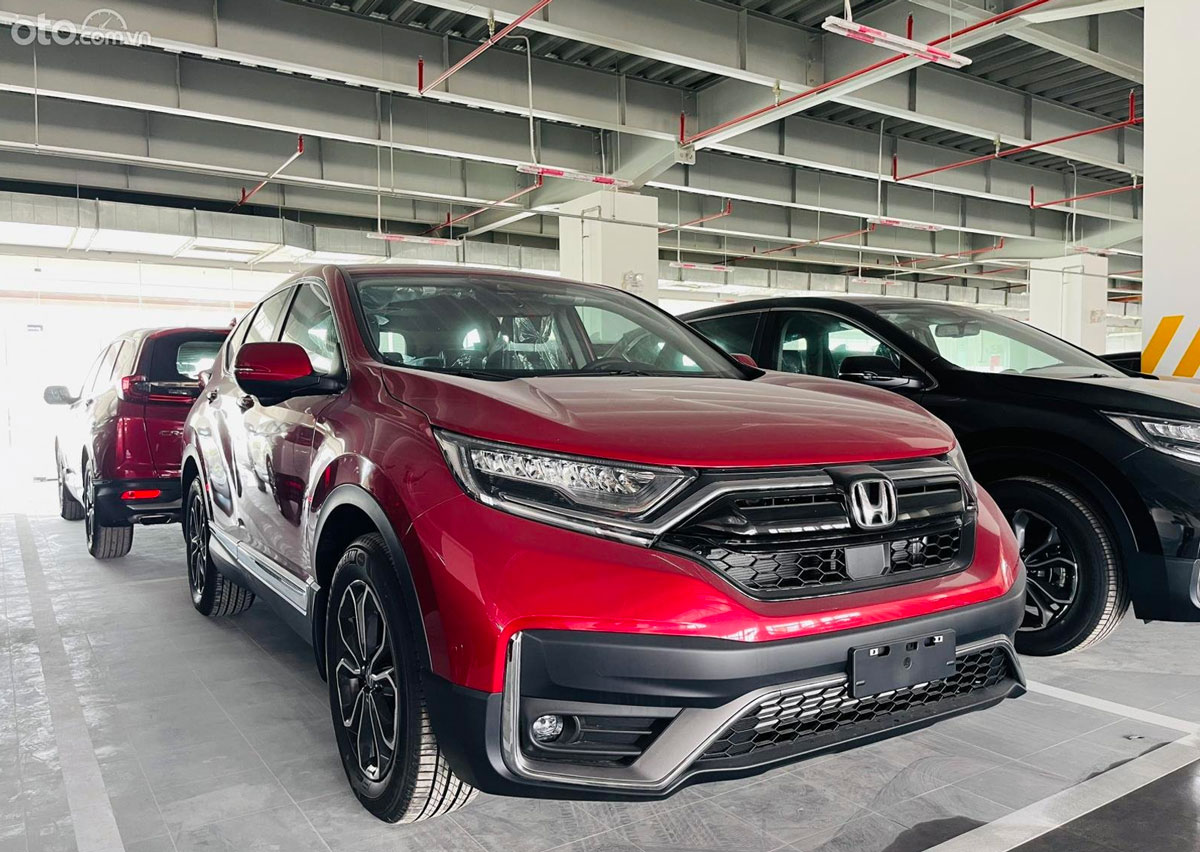 Dù được ưu đãi sâu, song khách vẫn không quá mặn mà do tâm lý tháng "cô hồn"