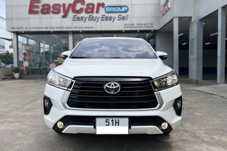 Toyota Innova 2021 đã qua sử dụng đang được các chủ xe chào bánh quanh mốc 692 - 875 triệu đồng. 1