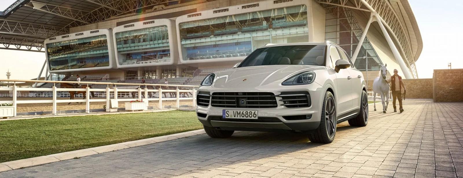 Porsche Cayenne Turbo GT.