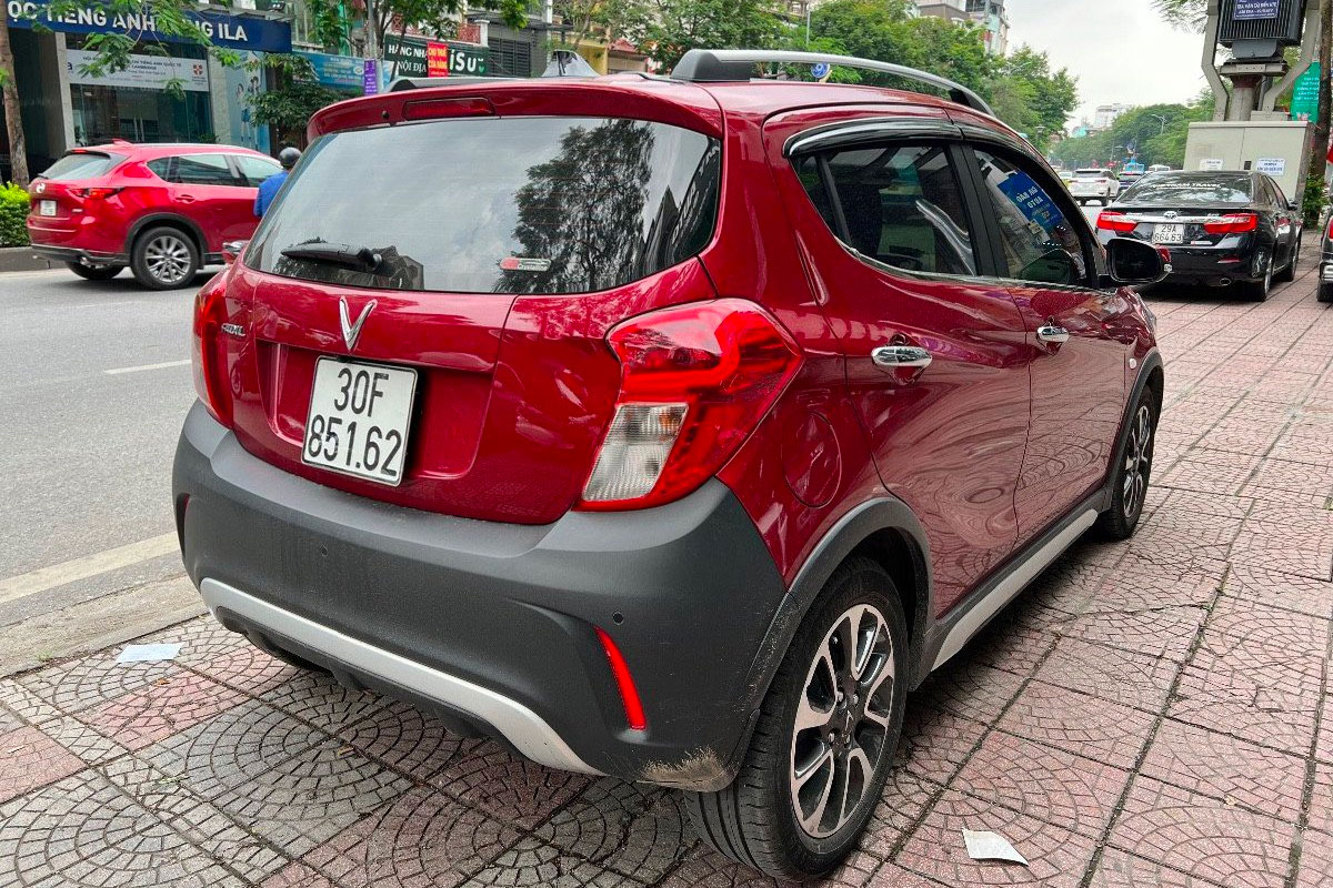 So sánh VinFast Fadil và Hyundai Grand i10 cũ: Về động cơ - Trang bị an toàn