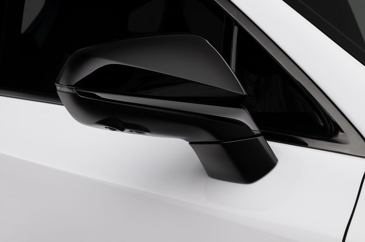 gương chiếu hậu xe Lexus RX 500h F-Sport Performance 2023.