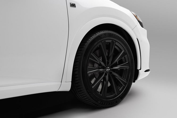 la-zăng xe Lexus RX 500h F-Sport Performance 2023.