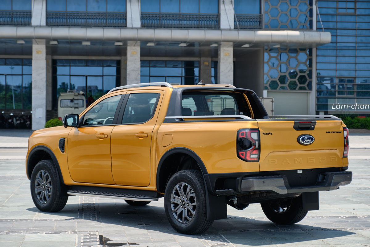 Ford Ranger thế hệ mới dự kiến bàn giao tới khách hàng Việt vào cuối tháng 9.