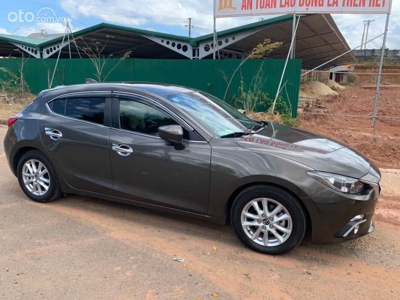 Ôtô Bán Mazda 3 hatchback chính chủ Nha Trang Club
