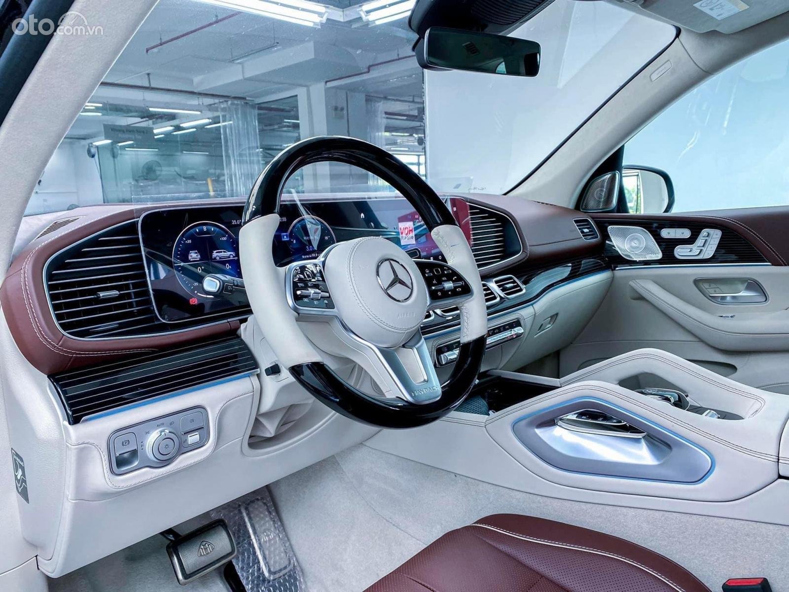 vô-lăng Mercedes-Maybach GLS 480 4Matic 2022.