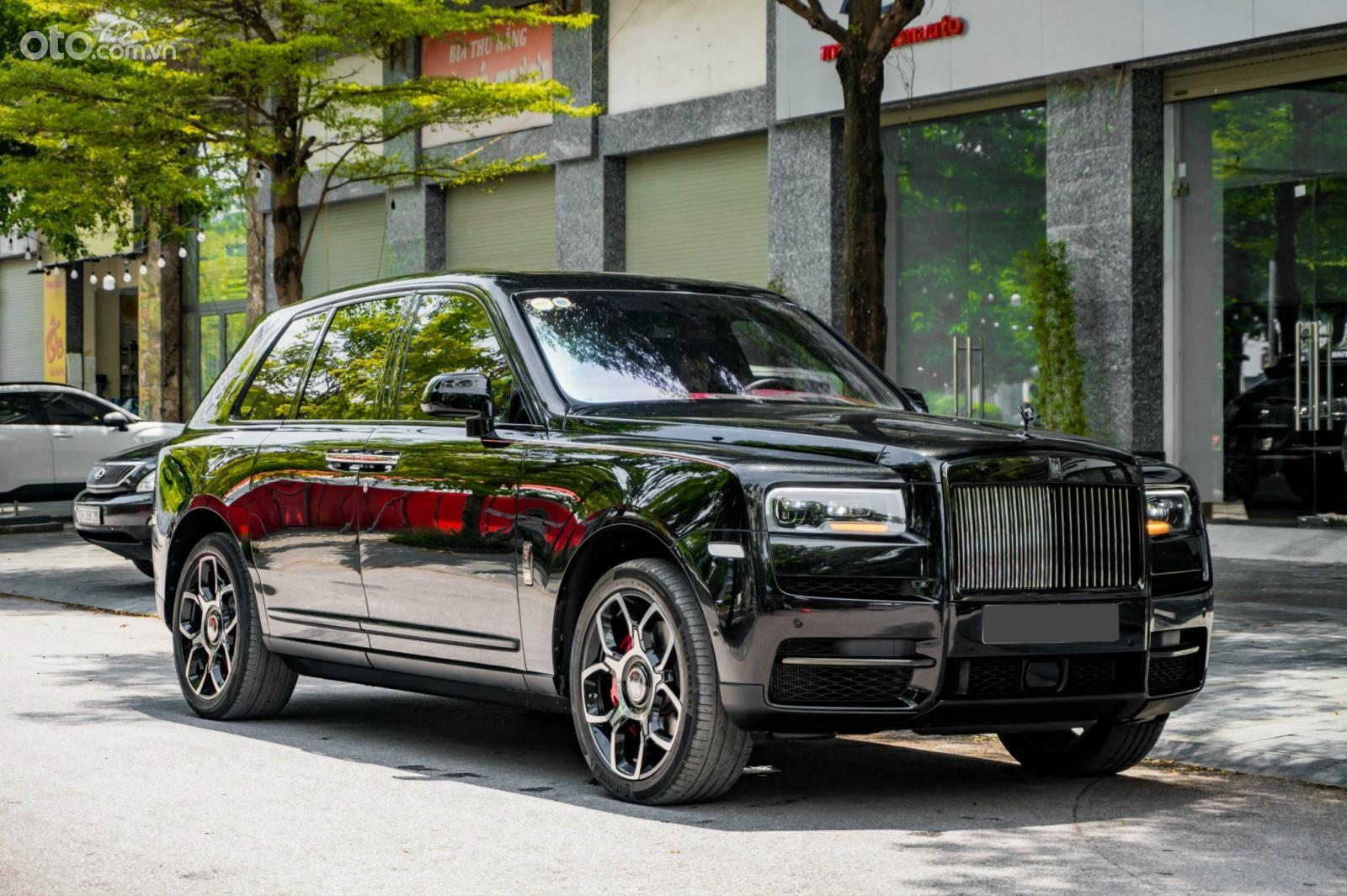 RollsRoyce Cullinan Black Badge hơn 40 tỷ đồng thứ hai về Việt Nam