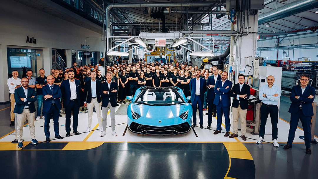 Chiếc Aventador cuối cùng thuộc phiên bản Ultimae Roadster