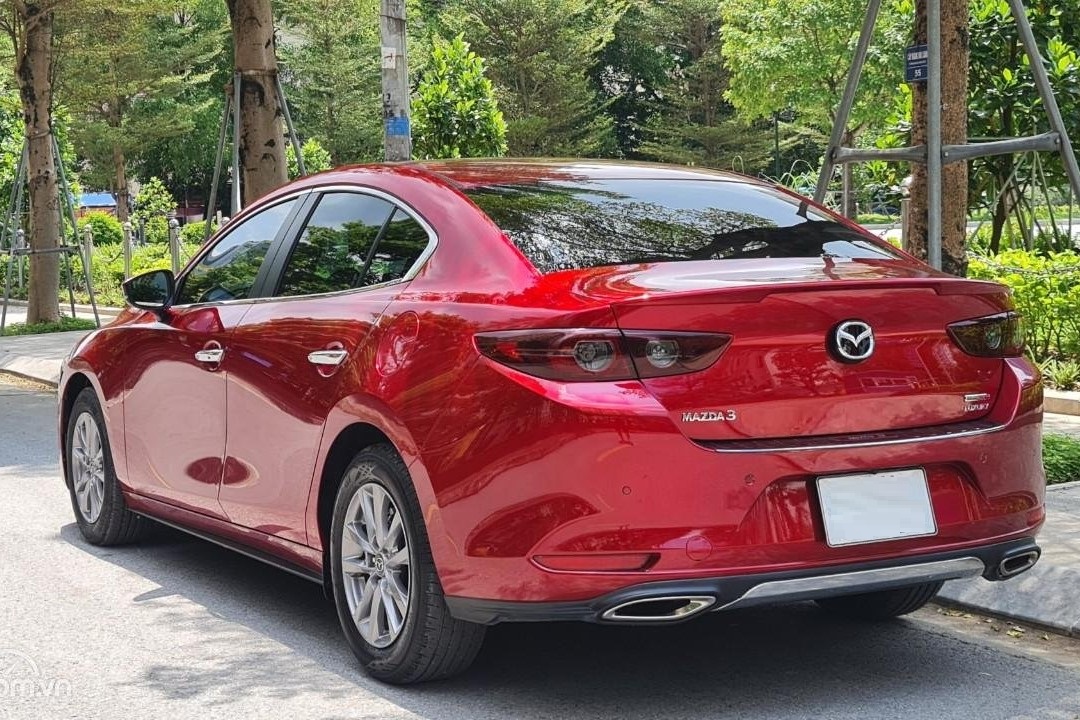 Mazda3 an toàn hơn 1